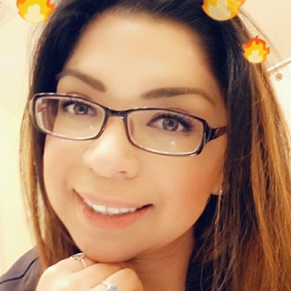 Meet your Posher, Vanessa